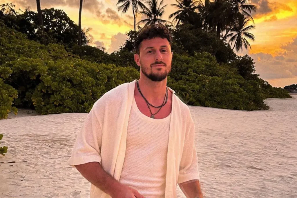 Social Media als Bühne und Waffe