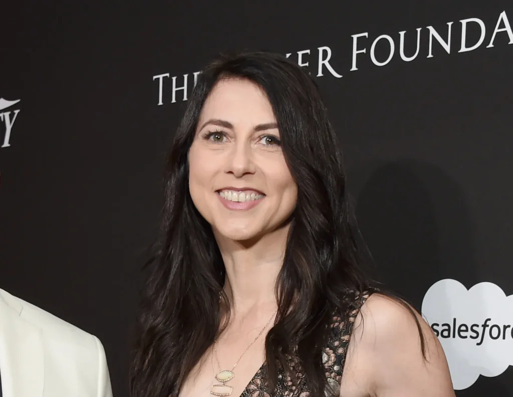 Mackenzie Scott: Die Frau hinter den größten Spenden der Welt Mackenzie Scott: Die Frau hinter den größten Spenden der Welt