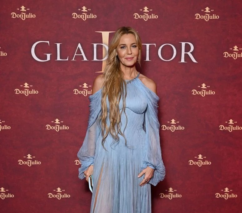 Connie Nielsen: Wie die dänische Schauspielerin Hollywood eroberte